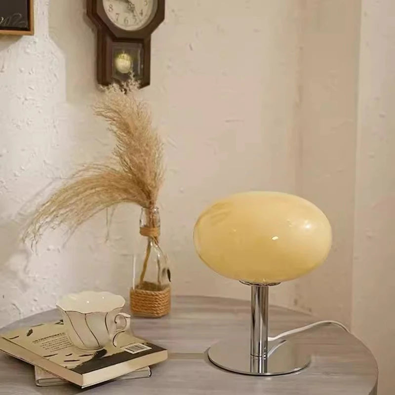 Desktop Small Table Lamp Bedroom Decorative Table Lamp Bauhaus Post-modern Simple Medieval Night Lamp
